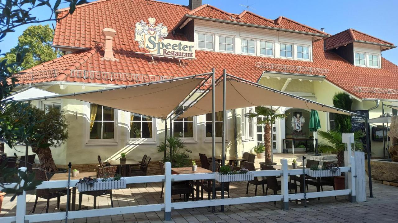 Hotel Speeter Вайзенхайм ам Берг Екстериор снимка