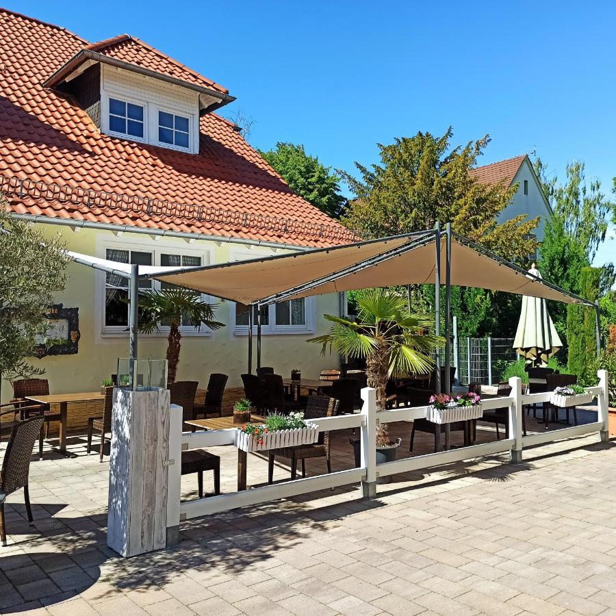 Hotel Speeter Вайзенхайм ам Берг Екстериор снимка